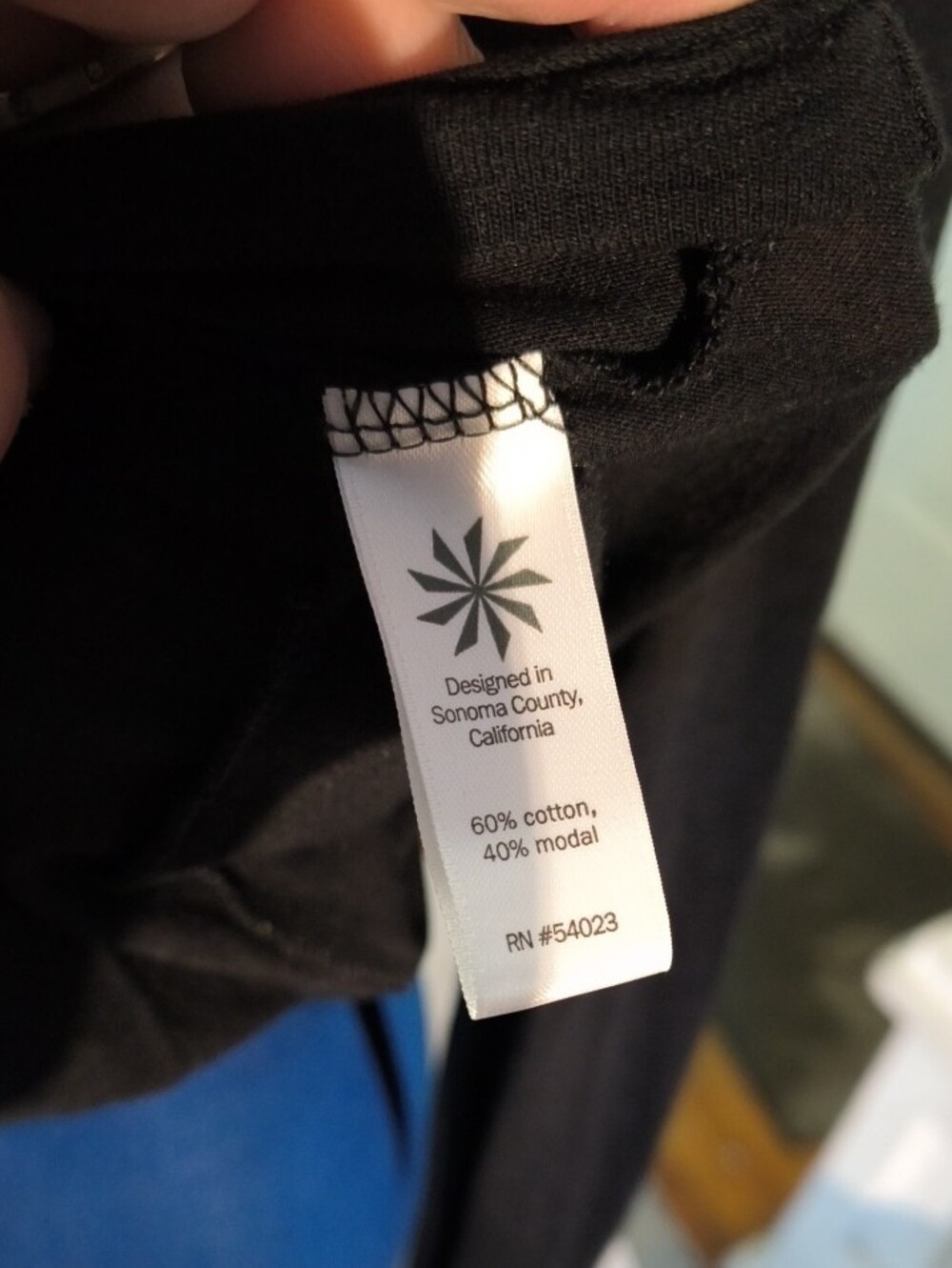 Athleta Black Long-Sleeve Women’s Crewneck Top - Picture 8 of 10